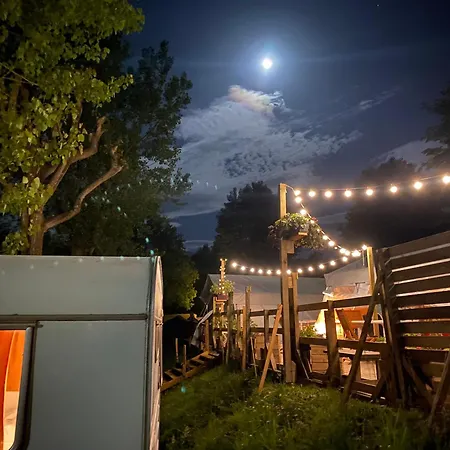 Kemp Aparra Surfcamp *