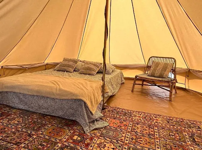 Aparra Surfcamp Kemping