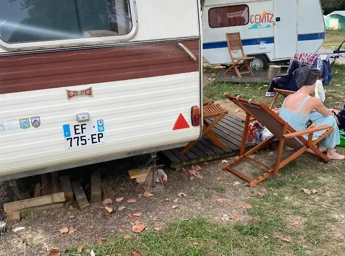 Kemping Aparra Surfcamp *