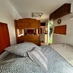 Aparra Surfcamp *