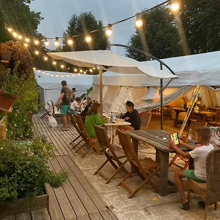 Aparra Surfcamp مكان تخييم *