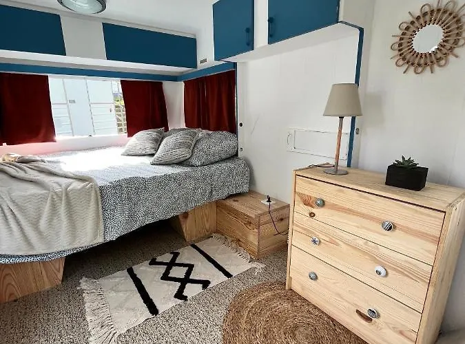 Aparra Surfcamp 营地