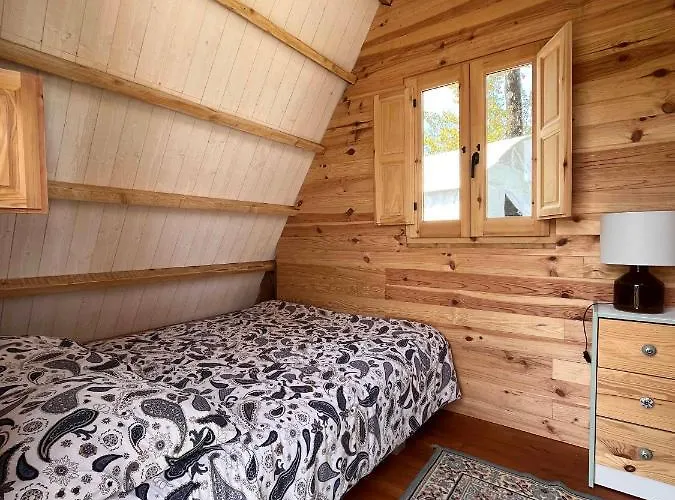 Aparra Surfcamp * 昂代