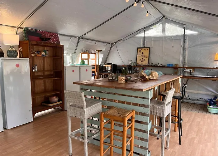 Aparra Surfcamp 营地 *