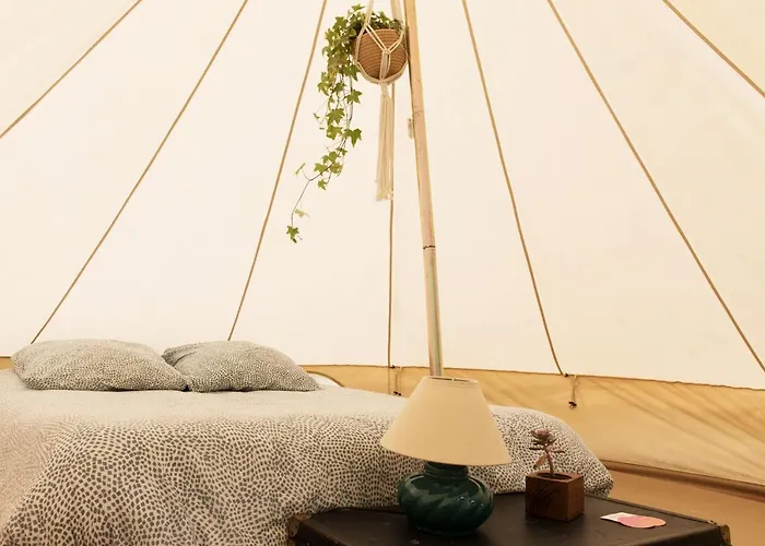 Aparra Surfcamp * 昂代